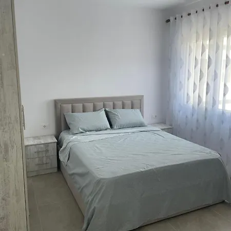 S&s Apartman *